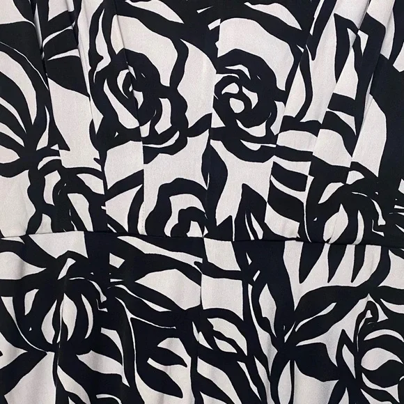 NWT  Maggy London Black and Cream Leaf Print Midi Dress Sz 4 - Picture 8 of 14